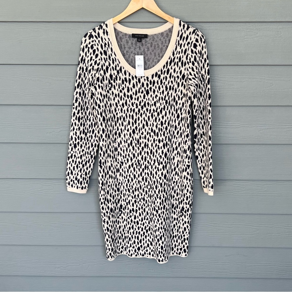 Ann Taylor Long Sleeve Leopard Print Knitted Sweater Dress
